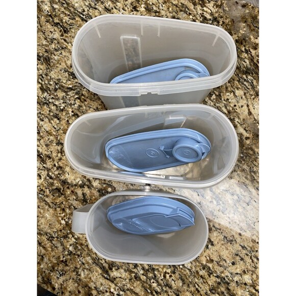 Vtg Tupperware Canister/Storage Containers Set of 3 w/Lids Blue - Picture 2 of 8